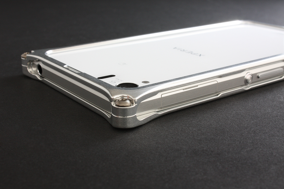 Gild design for Xperia Z1 (au SOL23 , docomo SO-01F)